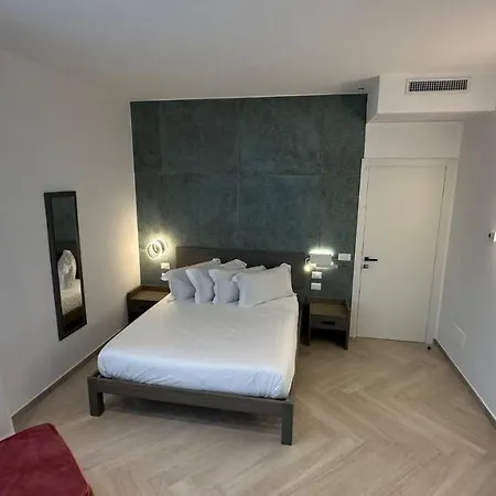 Patriziella 4 *