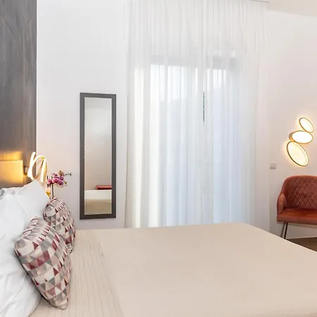 Bed & Breakfast Patriziella 4 *
