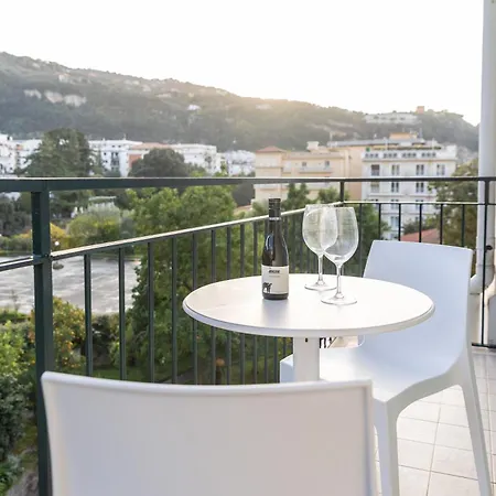 Patriziella 4 Bed & Breakfast Sorrento